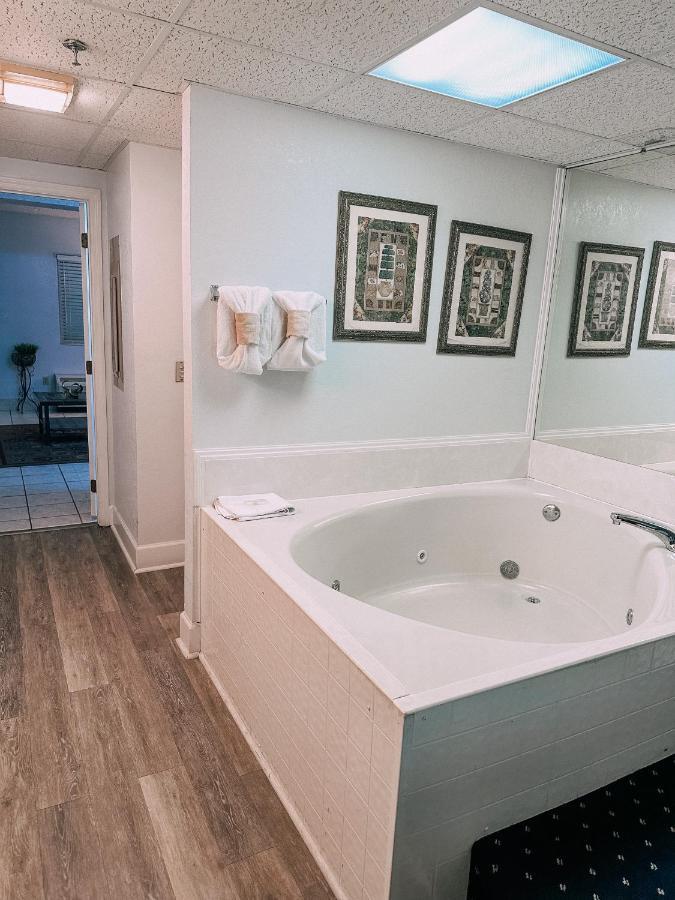 River Place Condos #409 1Bd, 2Bath Pigeon Forge Exterior photo