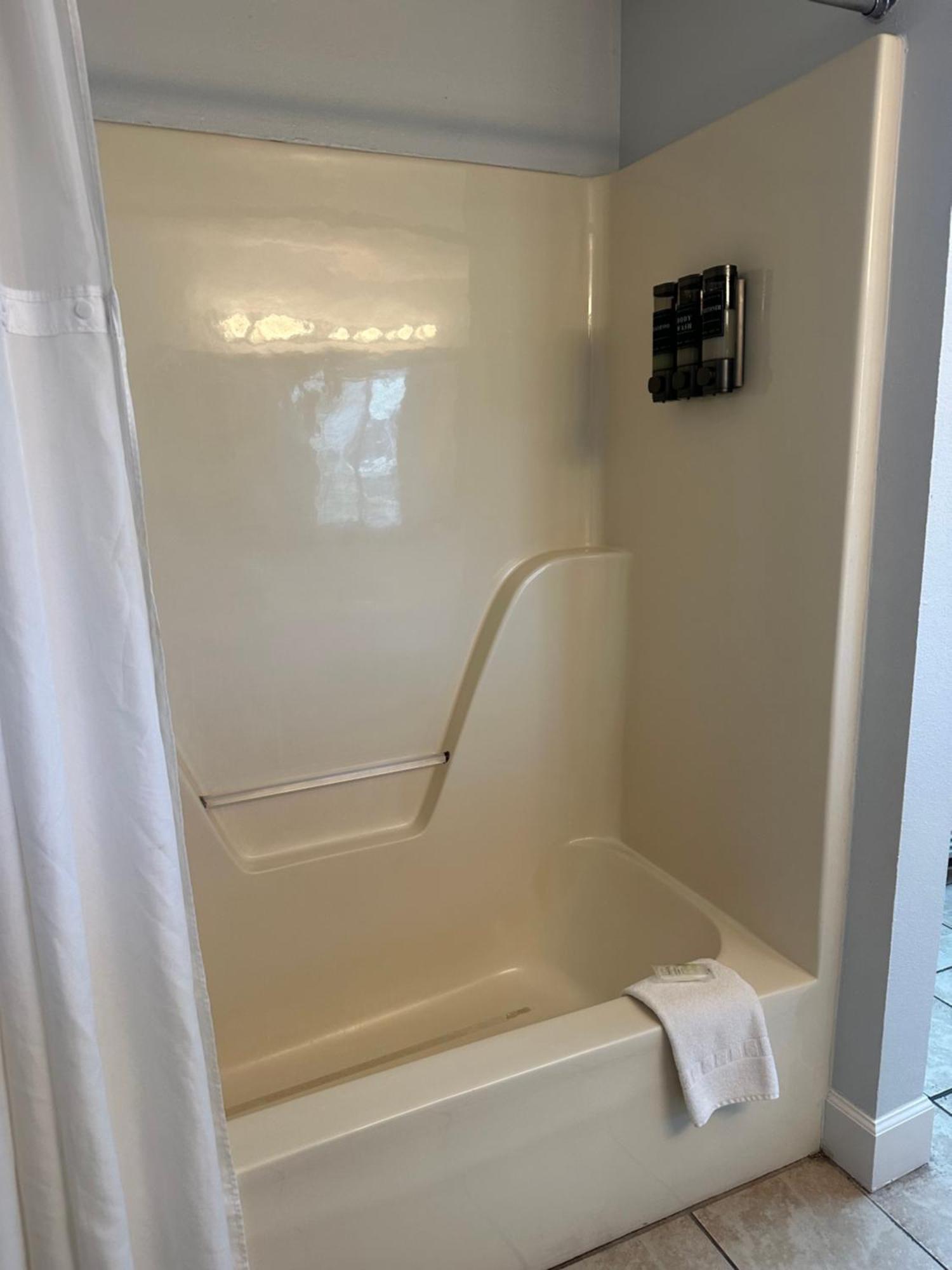 River Place Condos #409 1Bd, 2Bath Pigeon Forge Exterior photo